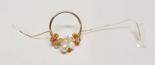 Judy Larson's Bead-Wrapped Hoop Earrings - , Contemporary Wire Jewelry, Lashing, Wire Lashing, bead wrapped hoop earrings